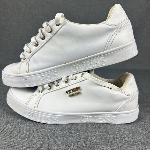 GUESS‎ -  WHITE Women's LOVEN - WGABUZZ-R Casual Lace-up Sneakers, US 9 - RARE - Picture 1 of 6